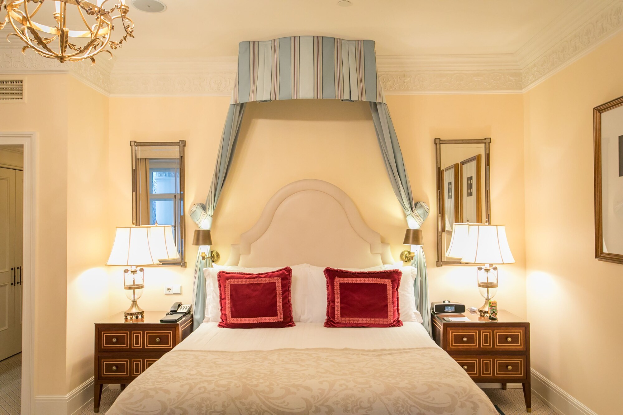 Four seasons lion palace. гостиница four seasons санкт-петербург. отель four seasons lion palace. отель four seasons санкт-петербург. Hotel lion palace.