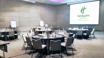 Holiday Inn Bangkok Sukhumvit An Ihg Hotel Bangkok 35 Room Prices Reviews Travelocity Holiday Inn Bangkok Sukhumvit An Ihg Hotel Bangkok 35 Room Prices Reviews Travelocity