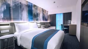 Memory foam beds, in-room safe, desk, blackout drapes