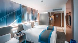 Memory foam beds, in-room safe, desk, blackout drapes