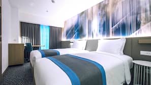 Memory foam beds, in-room safe, desk, blackout drapes