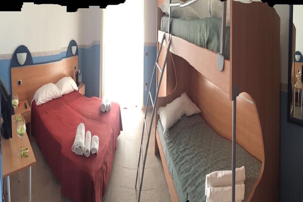 Photo - Santa Lucia Hotel