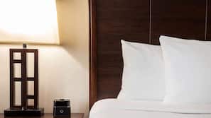 Premium bedding, pillowtop beds, desk, laptop workspace