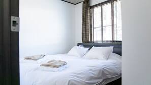 Down duvet, free WiFi