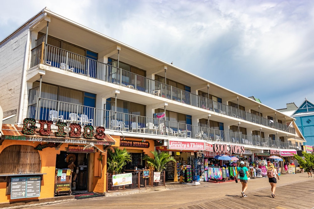 Rideau Oceanfront Motel in Ocean City Best Rates & Deals on Orbitz
