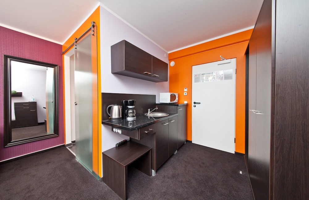 Novum Hotel Aviva Leipzig Neue Messe in Leipzig | Best Rates & Deals on ...