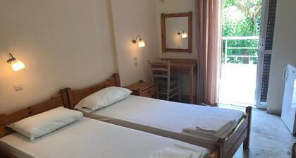 Neapolis Rooms & Apartments