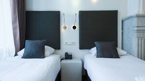 Cofres nos quartos, individualmente decorados