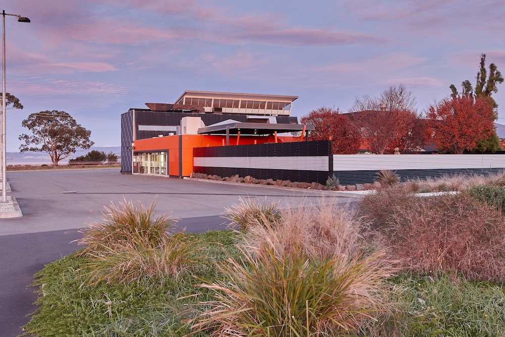 Foreshore Hotel