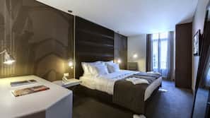 Premium bedding, minibar, in-room safe, desk