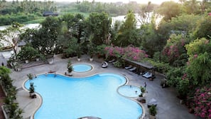 Outdoor pool, open 7 AM to 7 PM, sun loungers