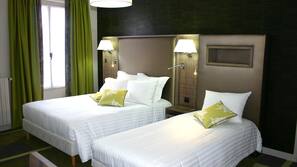 Minibar, coffre-forts dans les chambres, décoration personnalisée