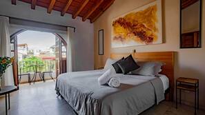 1 bedroom, premium bedding, minibar, in-room safe