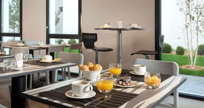 Aparthotel Adagio Lyon Patio Confluence