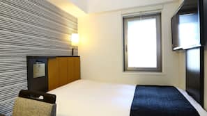 Down comforters, desk, blackout drapes, free WiFi