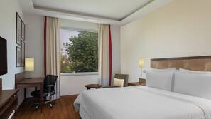 Premium bedding, down duvet, Select Comfort beds, minibar
