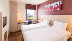 In-room safe, desk, iron/ironing board, free cots/infant beds