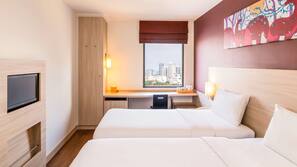 In-room safe, desk, iron/ironing board, free cots/infant beds
