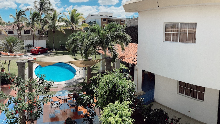 Hotel Santa Elena