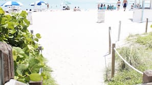 Plage à proximité, sable blanc