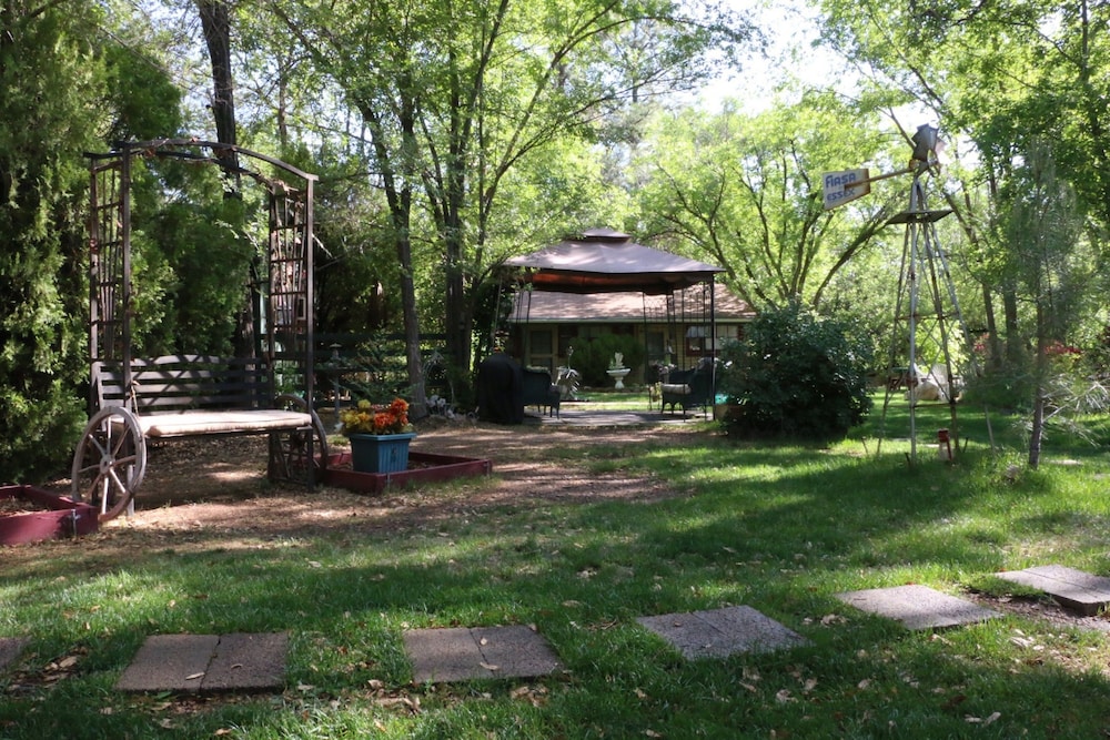 Apple Creek Cottages in Prescott Best Rates & Deals on Orbitz