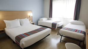 Hochwertige Bettwaren, Daunenbettdecken, Pillowtop-Betten, Schreibtisch