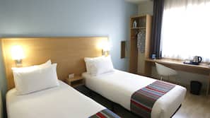 Hochwertige Bettwaren, Daunenbettdecken, Pillowtop-Betten, Schreibtisch