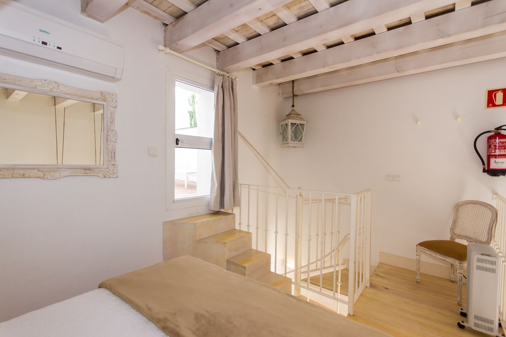 Photo - La Casa de la Favorita