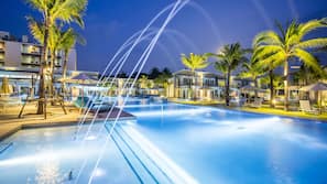 7 outdoor pools, pool umbrellas, pool loungers