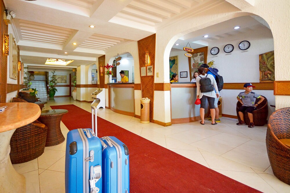 Red Coconut Beach Hotel 2018 Room Prices 113 Deals Reviews Red Coconut Beach Hotel 4 0 Out Of 5 Exterior Featured Image Lobby