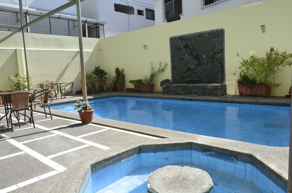 Photo - Hostal Perla Real Inn