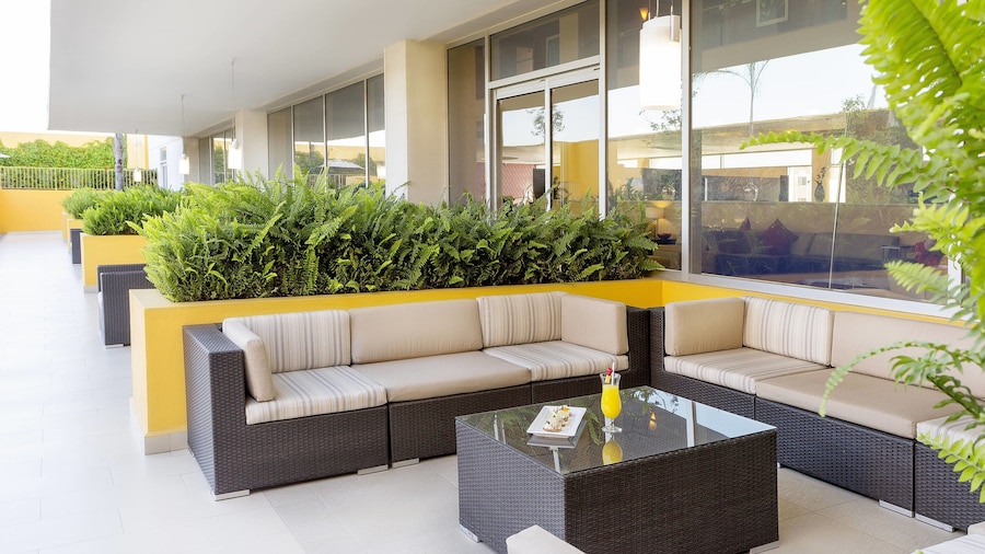 Courtyard by Marriott Leon at the Poliforum