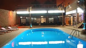 Outdoor pool, pool loungers