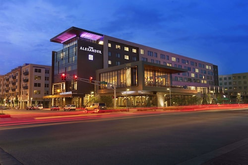 Bankers Life Fieldhouse Hotels Find Hotel The Alexander