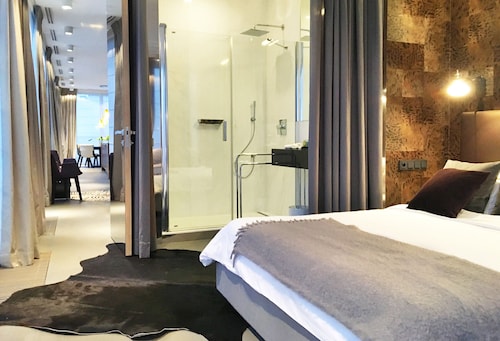 Boutique Hotels Warsaw Accommodation Wotif H15 Boutique Hotel