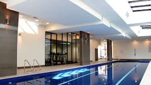 Indoor pool, sun loungers
