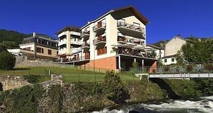 Le Chalet