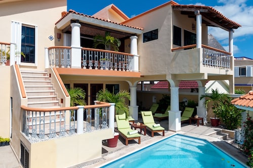 リゲット バケーション レンタルズ