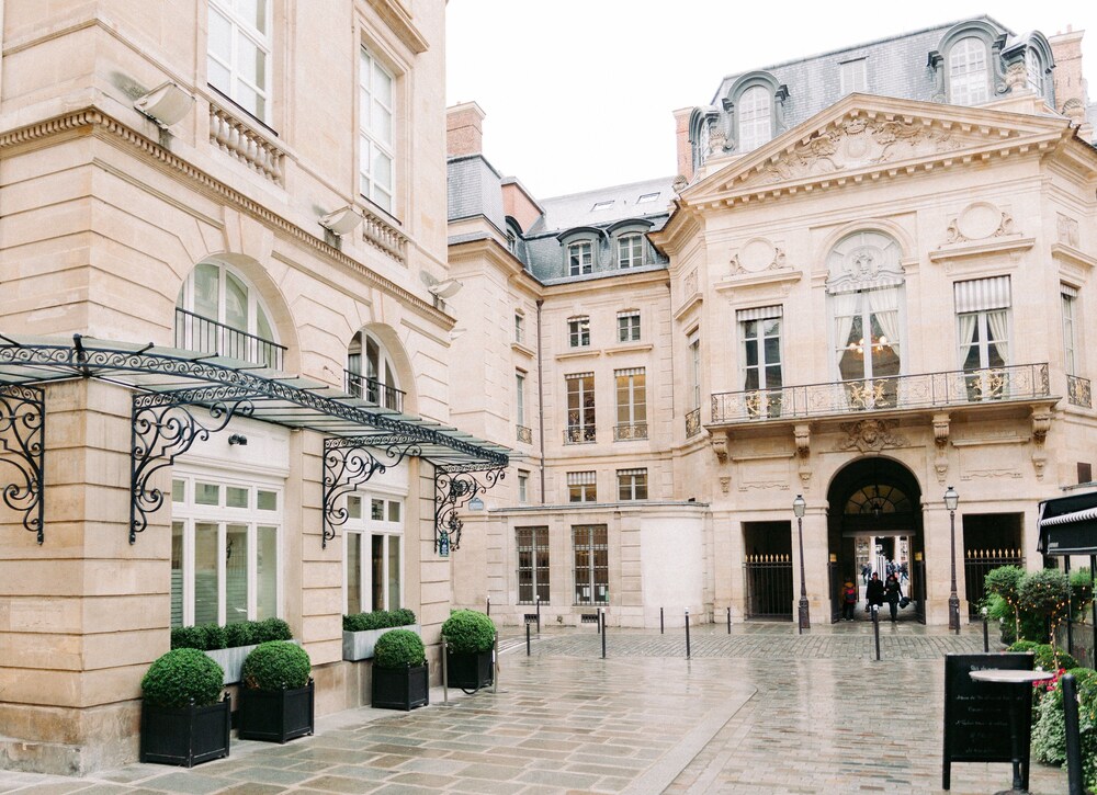 Grand Hotel du Palais Royal 2019 Room Prices 466, Deals & Reviews Expedia Grand Hotel du Palais Royal 2019 Room Prices 466, Deals & Reviews Expedia