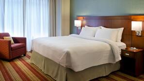 In-room safe, desk, laptop workspace, iron/ironing board