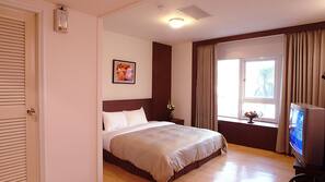 Down comforters, iron/ironing board, free WiFi