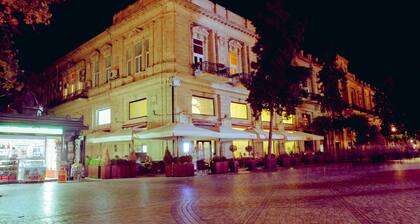 Bristol Hotel Baku