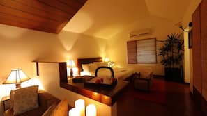 1 bedroom, free minibar items, in-room safe, individually furnished
