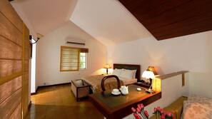 1 bedroom, free minibar items, in-room safe, individually furnished