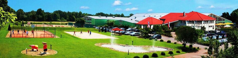 Havellandhalle Resort In Berlin Hotel Rates Reviews On Orbitz