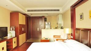 In-room safe, desk, blackout curtains, free WiFi
