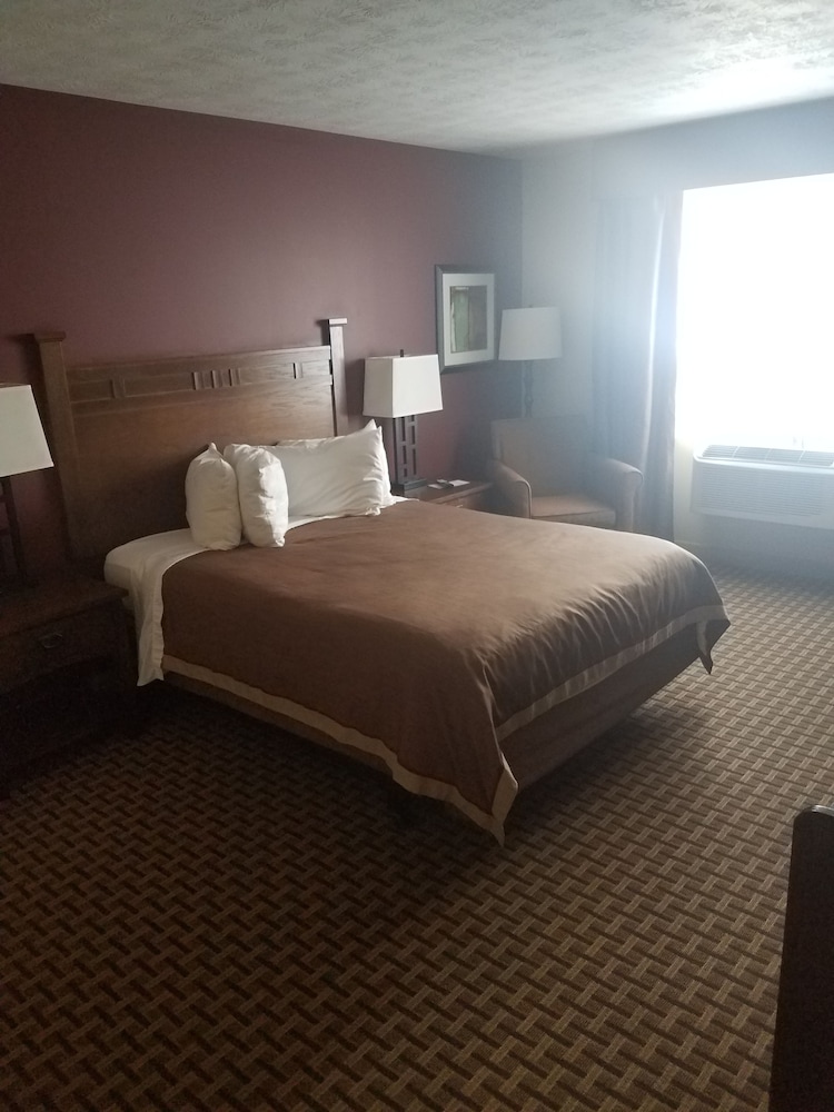 Grandstay Hotel And Suites Luverne in Luverne Best Rates & Deals on