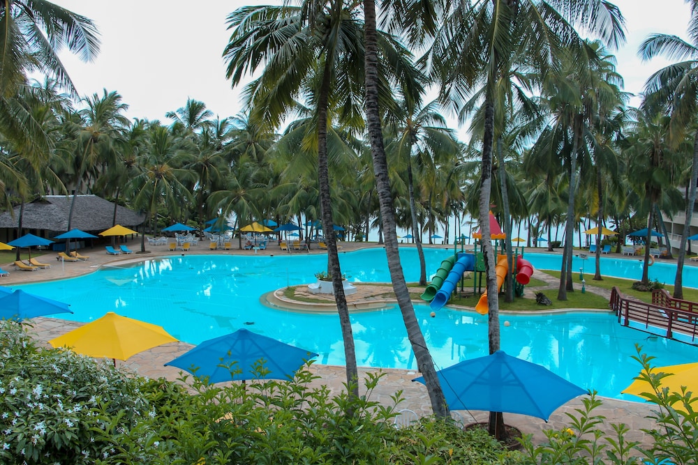 PrideInn Flamingo Beach Resort & Spa in Mombasa | Best Rates & Deals on
