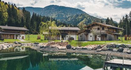 Relais & Châteaux Gut Steinbach Hotel und Chalets