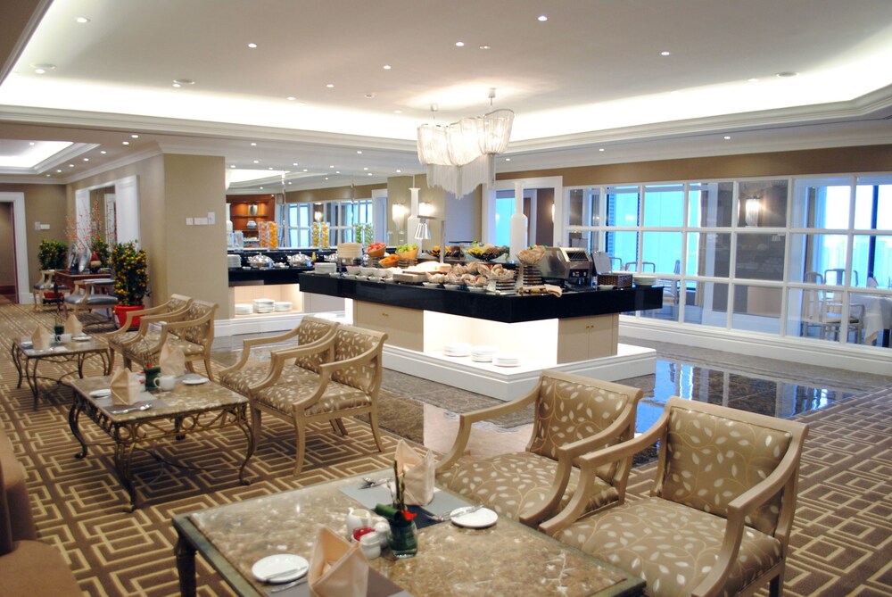 Ramada Plaza By Wyndham Melaka In Malacca City Hotel Rates Reviews On Orbitz